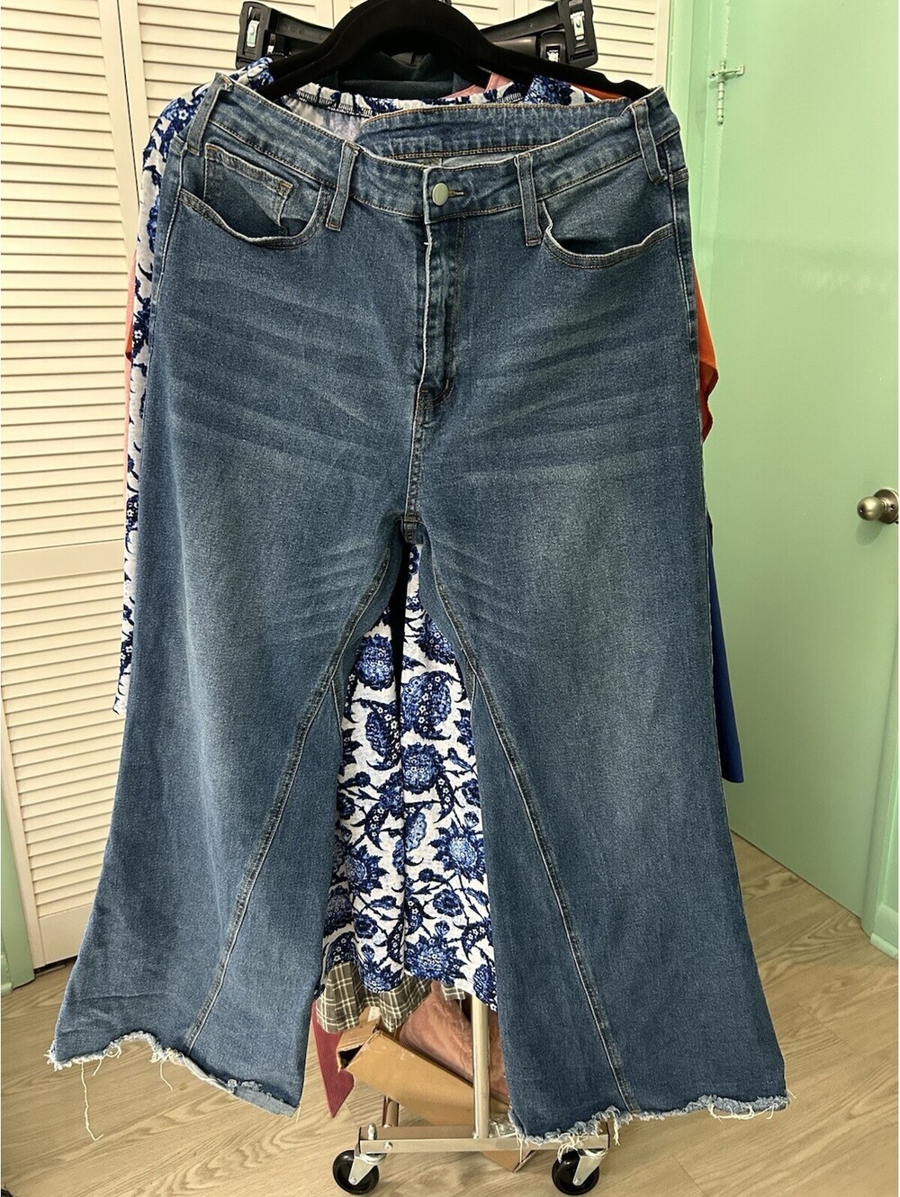 Womens XL Vintage Boho Y2K Flare Retro Jeans Mid Rise Raw Hem 36” W #3